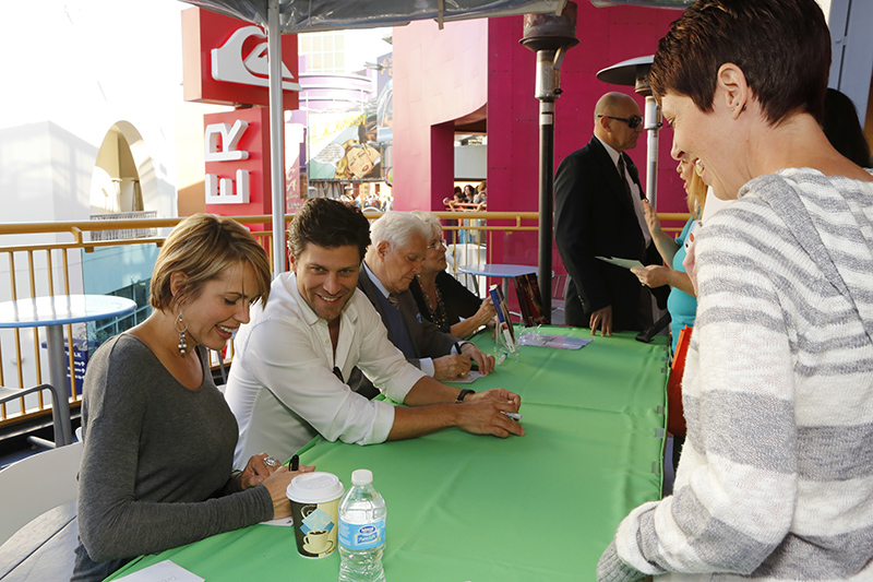 DAYS OF OUR LIVES -- "Universal Fan Event" -- Pictured: (l-r) Arianne Zucker, Greg Vaughan, Bill Hayes -- (Photo by: Vivian Zink/NBC)