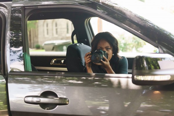 SLEEPY HOLLOW: Abbie (Nicole Beharie) in the ÒWhispers In The DarkÓ episode of SLEEPY HOLLOW airing Thursday, Oct. 8 (9:00-10:00 PM ET/PT) on FOX. ©2015 Fox Broadcasting Co. CR: Tina Rowden/FOX