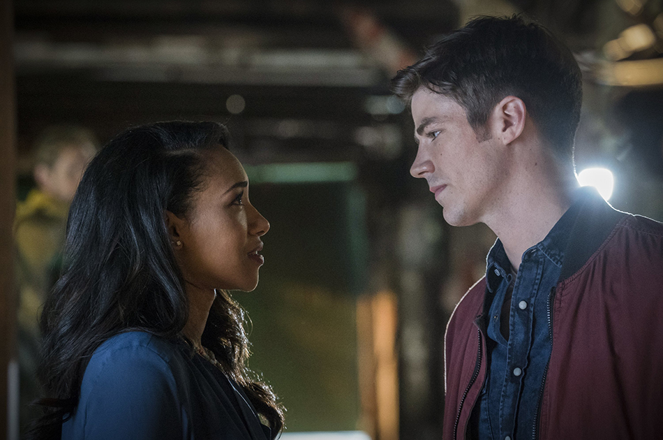 The Flash -- "Flashpoint" -- Image: FLA301b_0057b.jpg -- Pictured (L-R): Candice Patton as Iris West and Grant Gustin as Barry Allen -- Photo: Katie Yu/The CW -- © 2016 The CW Network, LLC. All rights reserved.